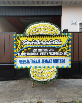 Papan Bunga Duka di Lipu